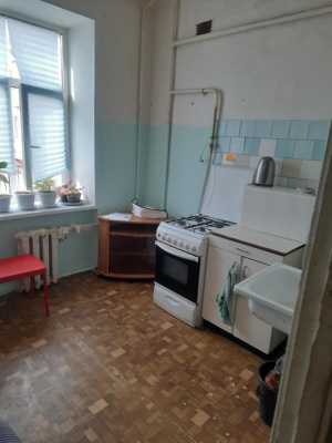 Комната в 3-к 18 м2, 2/4 эт.