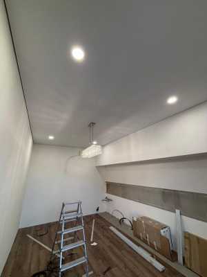 Натяжные потолоки