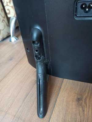 Телевизор LG 32L561V