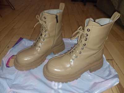 Женская обувь