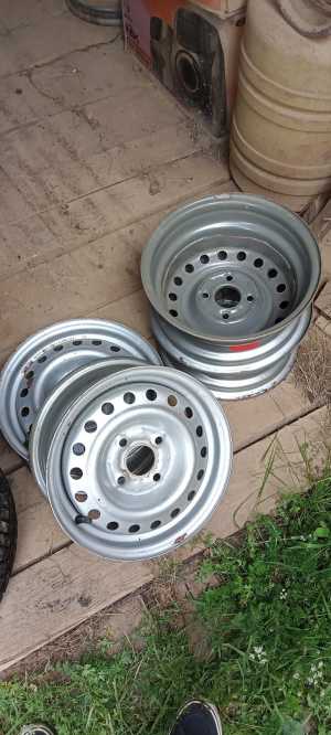 4 ������� ����� ��������� TREBL 52A45D