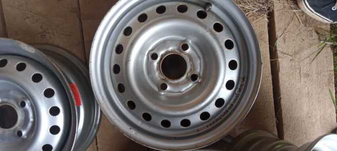 4 ������� ����� ��������� TREBL 52A45D
