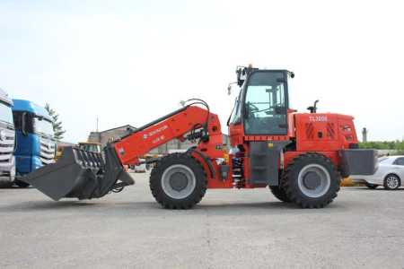 Телескопический погрузчик REDSTAR TL3000