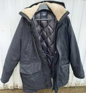 продаю одежда обувь разная