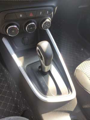 ������ Chevrolet Onix, 2020