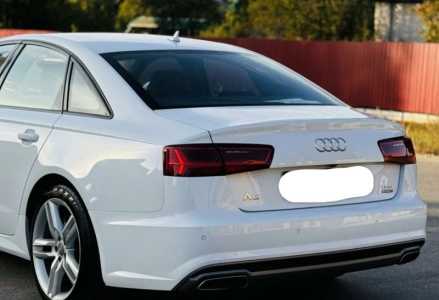 ������ ���� � ������ ������ Audi A6, 2014