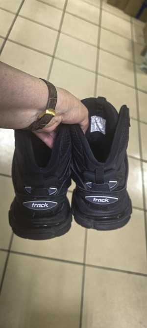 Balenciaga track