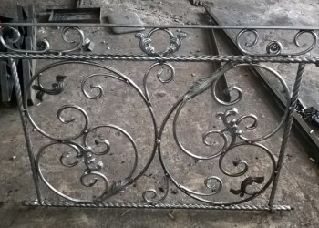Лестницы , Козырьки , Ворота.