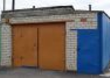 Продам капит гараж рядом с автовокзалом, 38 кв.м. с подвалом и подсобкой