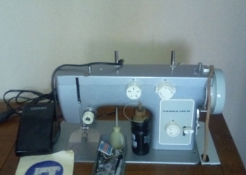 Швейная машина чайка ножная. Электричке.