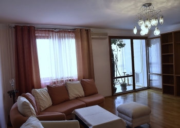 Сдам 4-к квартира, 150 м2, 10/11 эт.