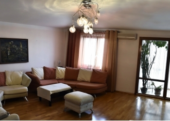 Сдам 4-к квартира, 150 м2, 10/11 эт.