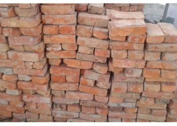 Продаём кирпич красный Б/У