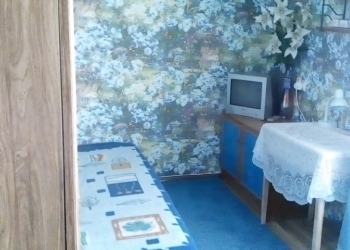 Сдам отдельную комнату 12 м2 в 2 к. кв. женщине