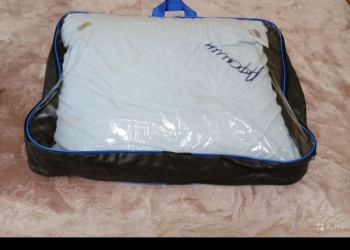 Подушка пуховая.