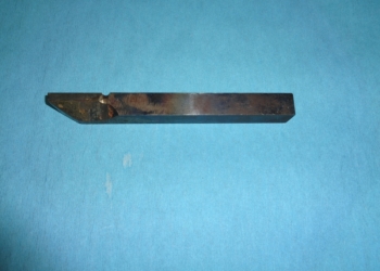 Резец токарный И-68-1