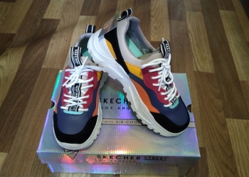 Кроссовки Skecher