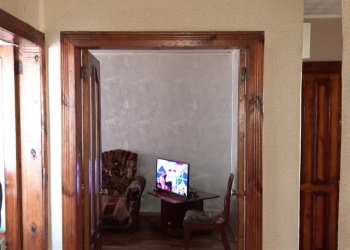 3-к квартира, 60 м2, 1/1 эт.