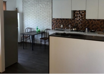 2-к квартира, 80 м2, 9/9 эт.