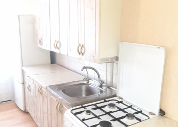 2-к квартира, 75 м2, 1/5 эт.
