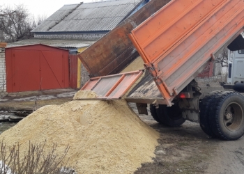 Вывоз мусора,песок,щебень,керамзит.