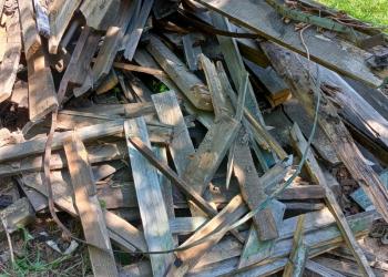 Доски, дрова бесплатно (самовывоз)