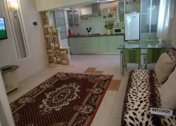Сдам 1-к квартира, 32 м2, 1/5 эт. в АЛУШТЕ