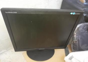 Монитор samsung