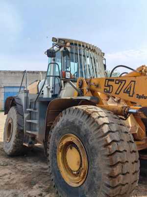 Продам фронтальный погрузчик Liebherr 574