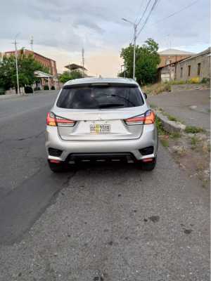 Mitsubishi Outlander, 2021