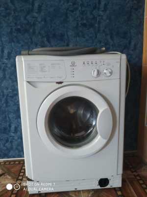 Продам стиральную машину