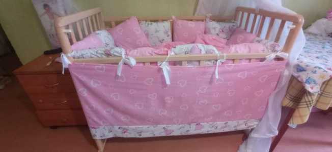 Детская кроватка
