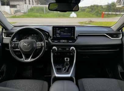 ������ Toyota RAV4, 2021