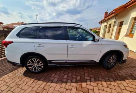 Mitsubishi Outlander, 2016