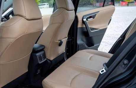 ������ Toyota RAV4, 2020