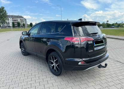 ������ Toyota RAV4, 2019