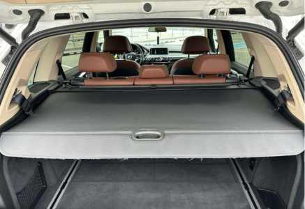 ������ BMW X5 2017�