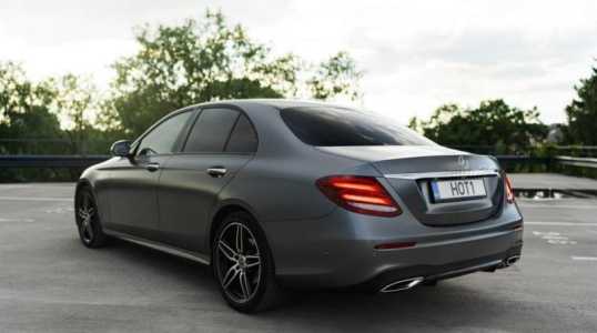 Mercedes E-, 2018