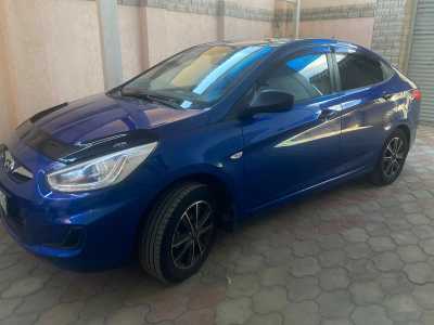 �������  Hyundai Solaris, 2012