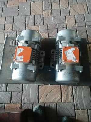 Вибромотор