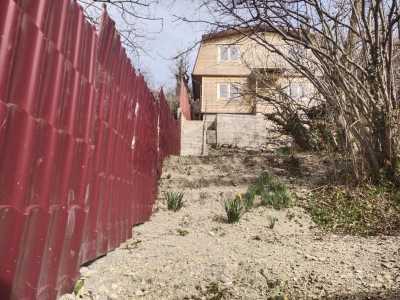Продам дом с земельным участком