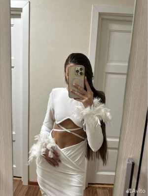 Костюм вечерний