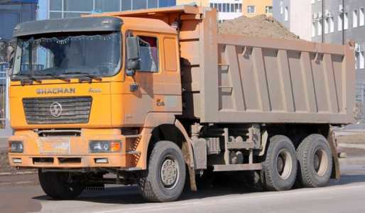 Шакман самосвал на ходу 2011г