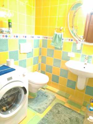 3-к квартира, 63 м2, 4/5 эт.с дорогим ремонтом