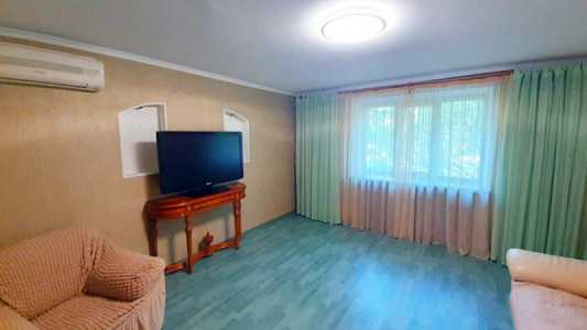 Продается крупногабаритная 2 ком квартира.Бульвар П квартира, 60 м2, 2/6 эт.