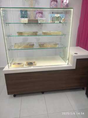 Витрина стекло