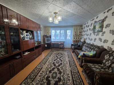 3-к квартира, 75 м2, 1/3 эт.