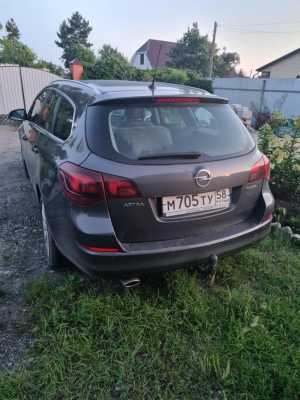 Opel Astra, 2012 продам опель астра 1.4 турбо, состояние отличное.