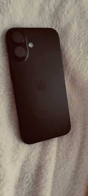 iPhone 16