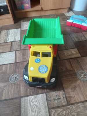 Игрушка машинка